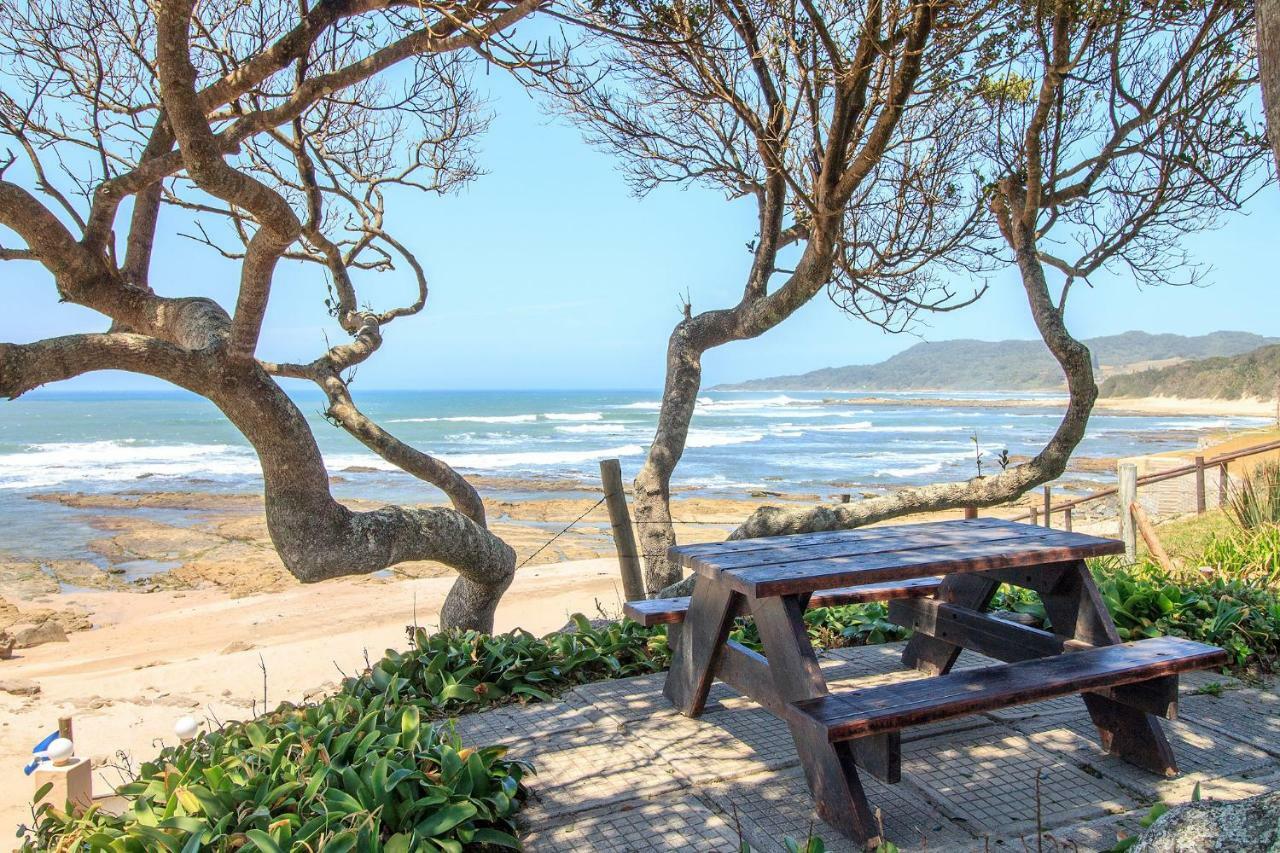 Neptunes Cove Kei Mouth Екстериор снимка